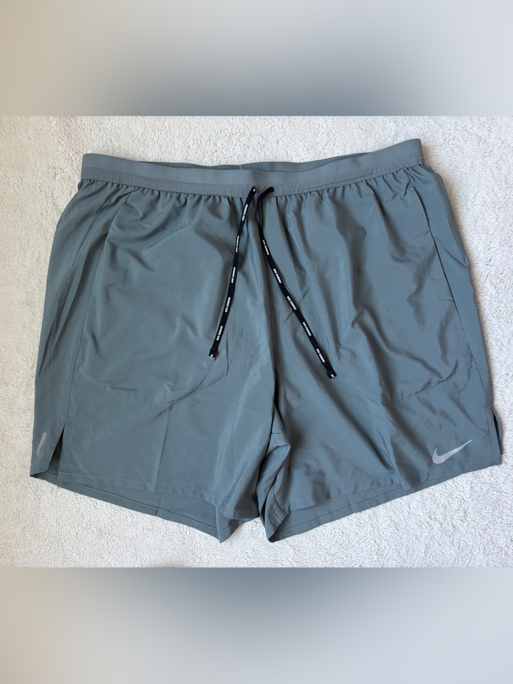Nike Men's Olive Gray Athletic Running Shorts size XL